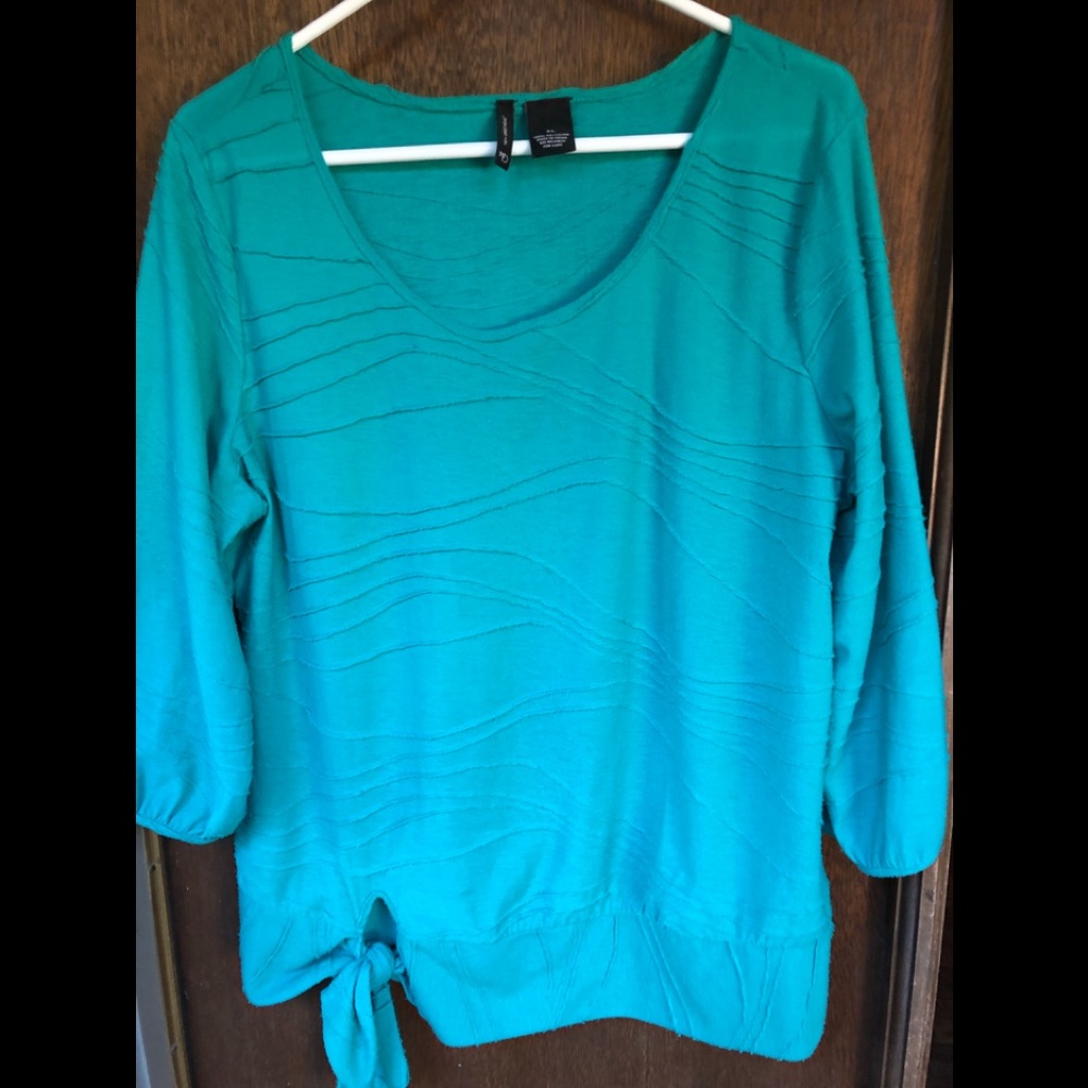 Cute teal tie shirt